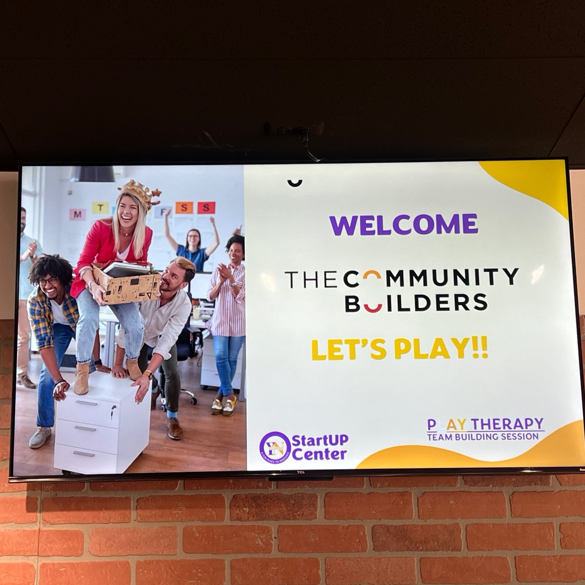 YouthNiqueLLC's tweet image. The Power of Adult Play!- So much impactful FUN hosting @TCBCommunities 
for a “Play Therapy” Team Building Session! Schedule your Play Therapy “Team Building Session” with the StartUP Center Detroit | 313-887-7799 | youthnique.com | #playtherapyworks #teambuilding