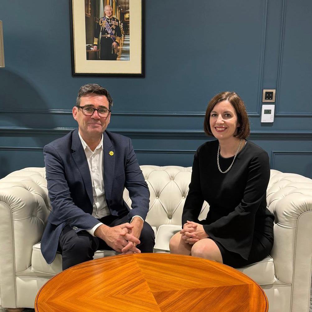 Good to meet with <a href="/AndyBurnhamGM/">Andy Burnham</a> to discuss Labour’s work to spread opportunity in every region, the crucial role of our mayors and how we’ll work together to give every child the best start in life.

I spared Andy a long discussion about where the ‘real north’ actually starts 👀