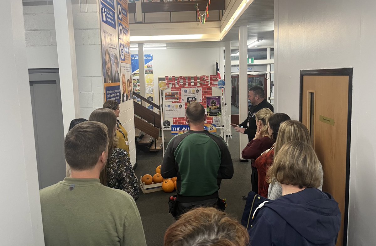 whsparentvoice's tweet photo. Y8 and 9 parent forum this evening 🤩 Looking at the welcoming entrance, VoW card and sharp start 🥳 @WalesHigh @waleshighnews https://t.co/UnrPd6j91B