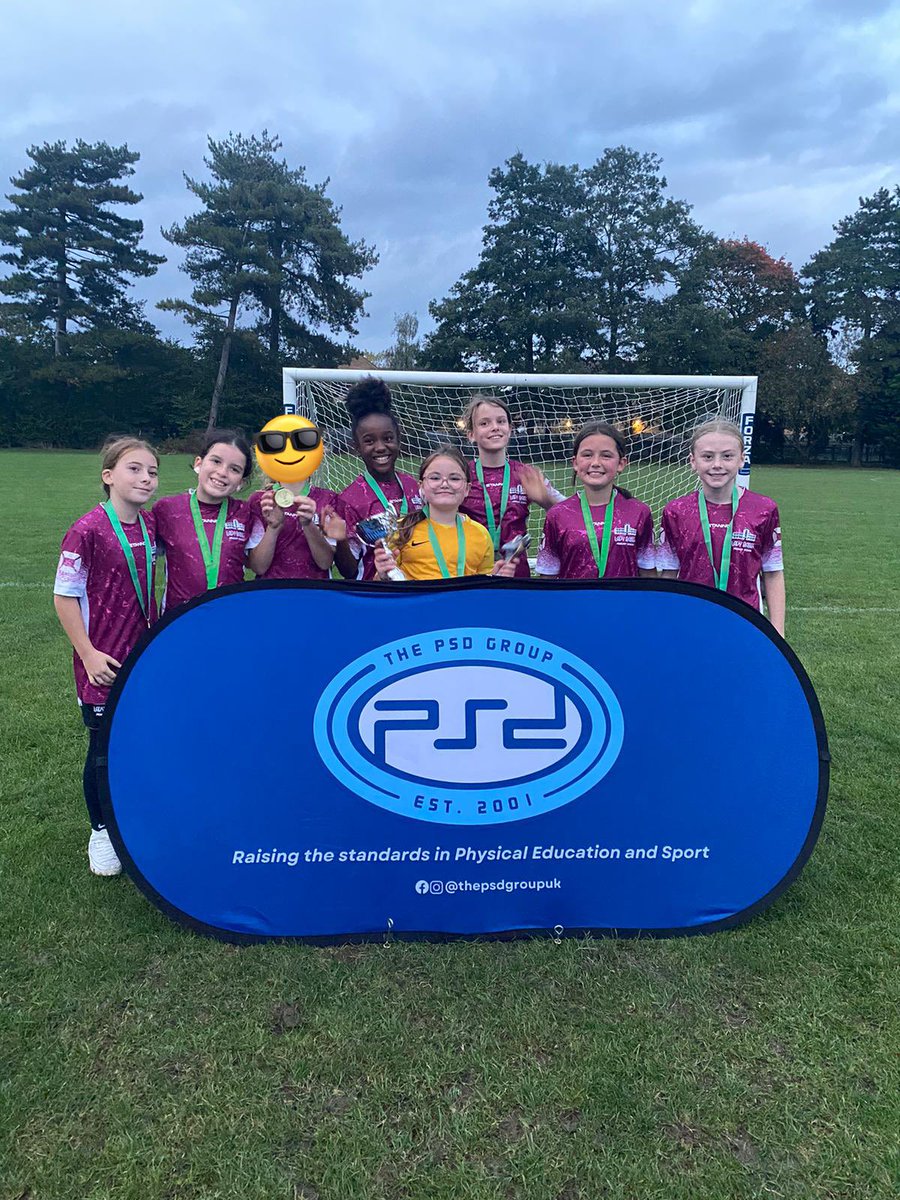 Lady Bankes Primary tweet media