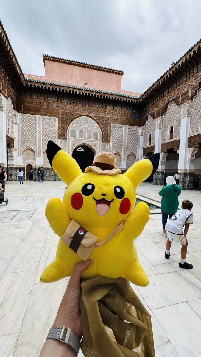 Pikachu wurde in Marrakesh gesichtet 🤗🌴 Es reist nun bald von Marokko nach Deutschland 😂 mit <a href="/Armenius20/">ARMENIUS</a>