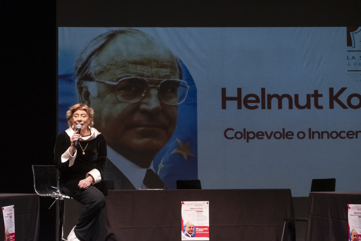 STORIA A PROCESSO e RING DELLE IDEE di Elisa Greco tweet media