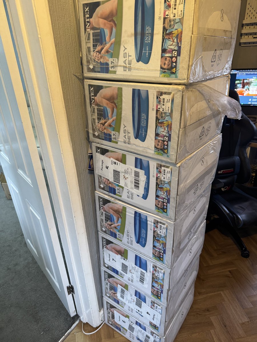 FastFlipAndy1's tweet photo. Don’t you just love easy money #amazonfba #eBay https://t.co/p9UYoBDsXA