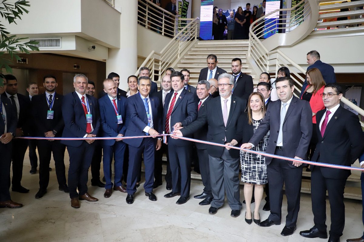 UIP_py's tweet photo. ➡️La UIP participó en la inauguración de la primera edición de la Expo Comampar, organizada por la Cámara de Comerciantes Mayoristas y Minoristas del Paraguay.
#UIP #COMAMPAR #ExpoComampar2024 https://t.co/fBsekWHowV