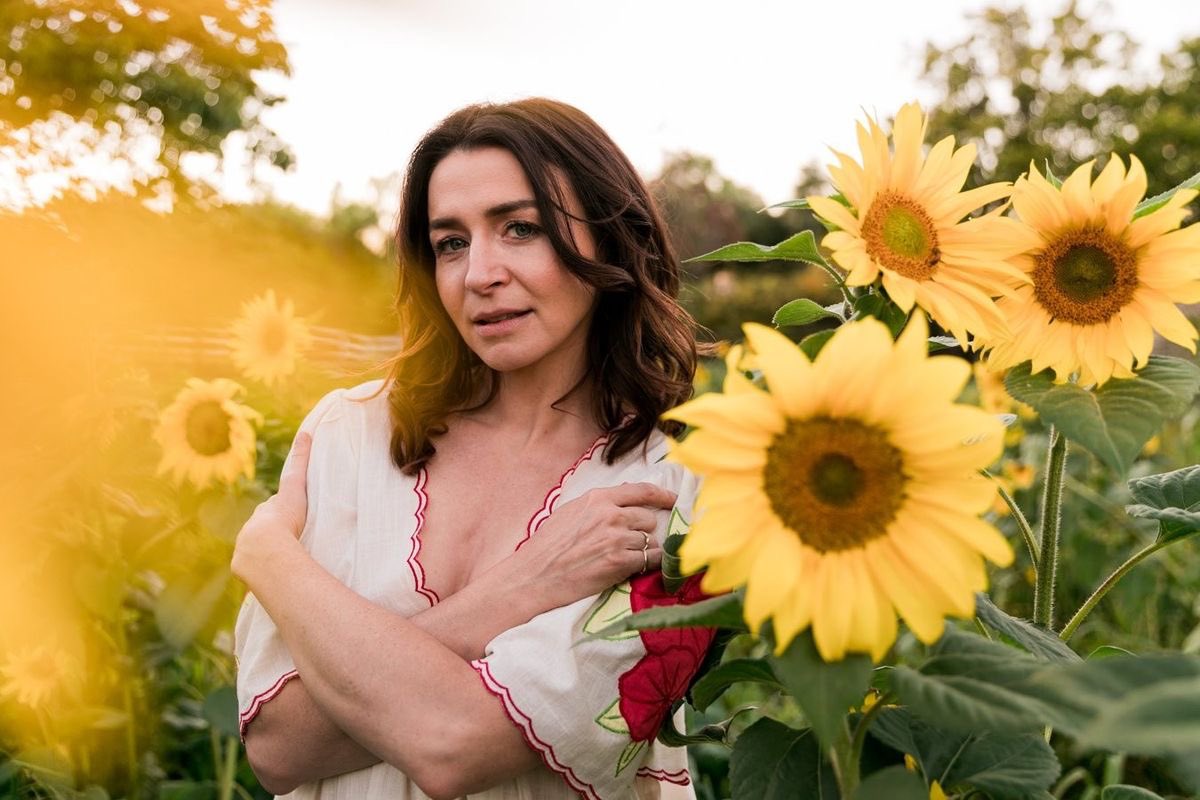 robbinsscrubcap's tweet photo. happy caterina scorsone day!🌻 https://t.co/NkWXFrV58R