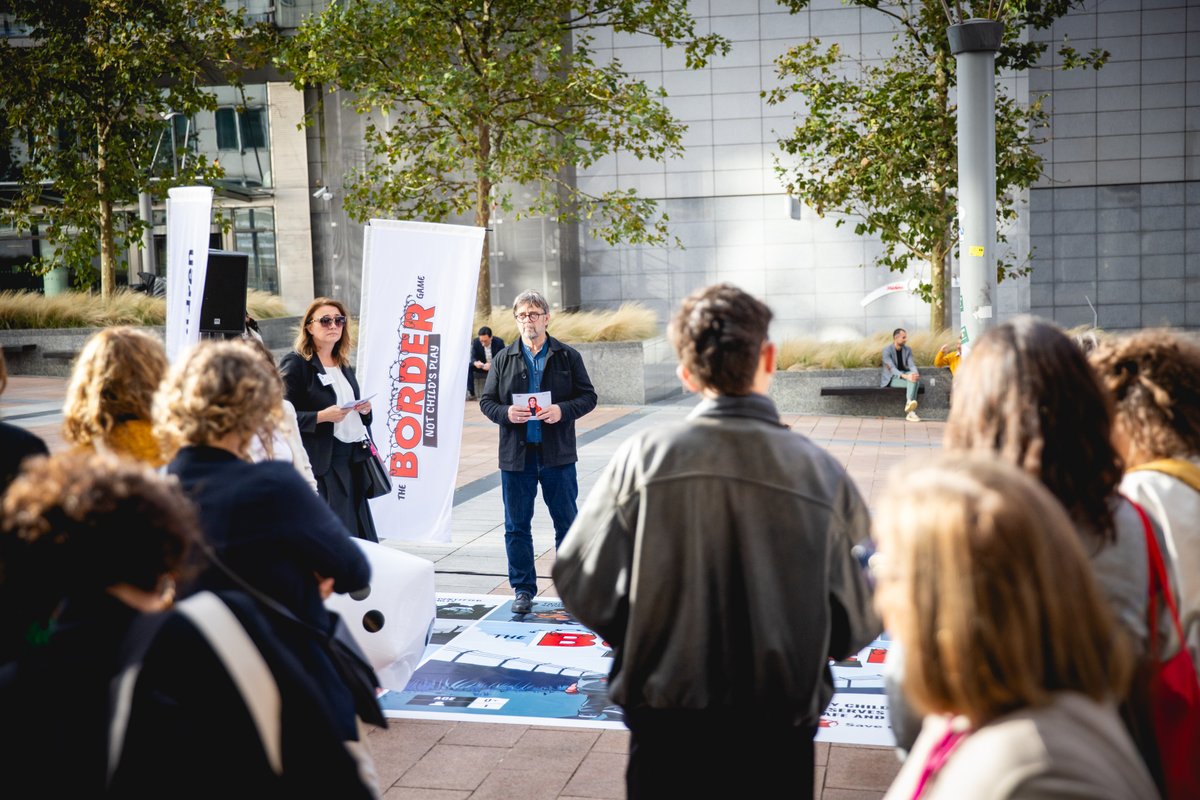 Left_EU's tweet photo. Left MEP @DamienCAREME played a game that no children should play.
We join the call of @SaveChildrenEU denouncing the harsh realities faced at European borders by children on the move.
This should not be their reality.
#NotOurPact https://t.co/1dSjp18CV8