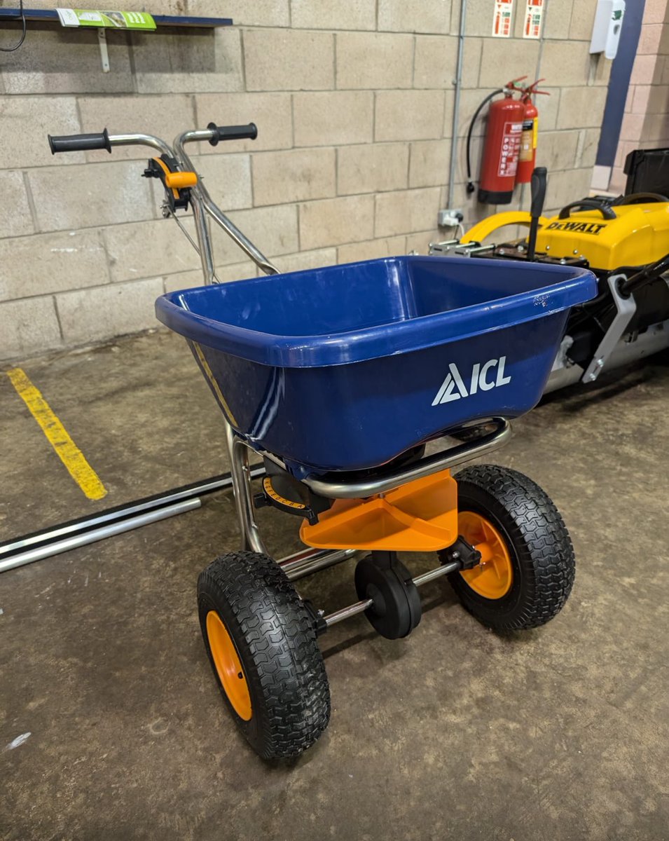 Nice to see one of the first ICL spreaders built and ready to go. A happy customer.