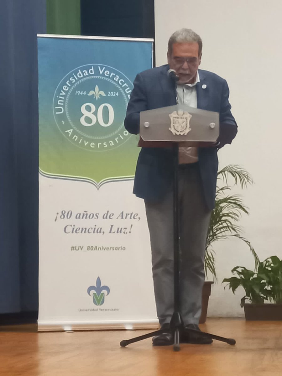 smsociologia's tweet photo. "La sociología nos incumbe a todas y todos"
Palabras del rector Martín Aguilar Sánchez de la Universidad Veracruzana en la inauguración del #CongresoSMS
#EnDefensaDeLaSociología https://t.co/dOnqIivsu1