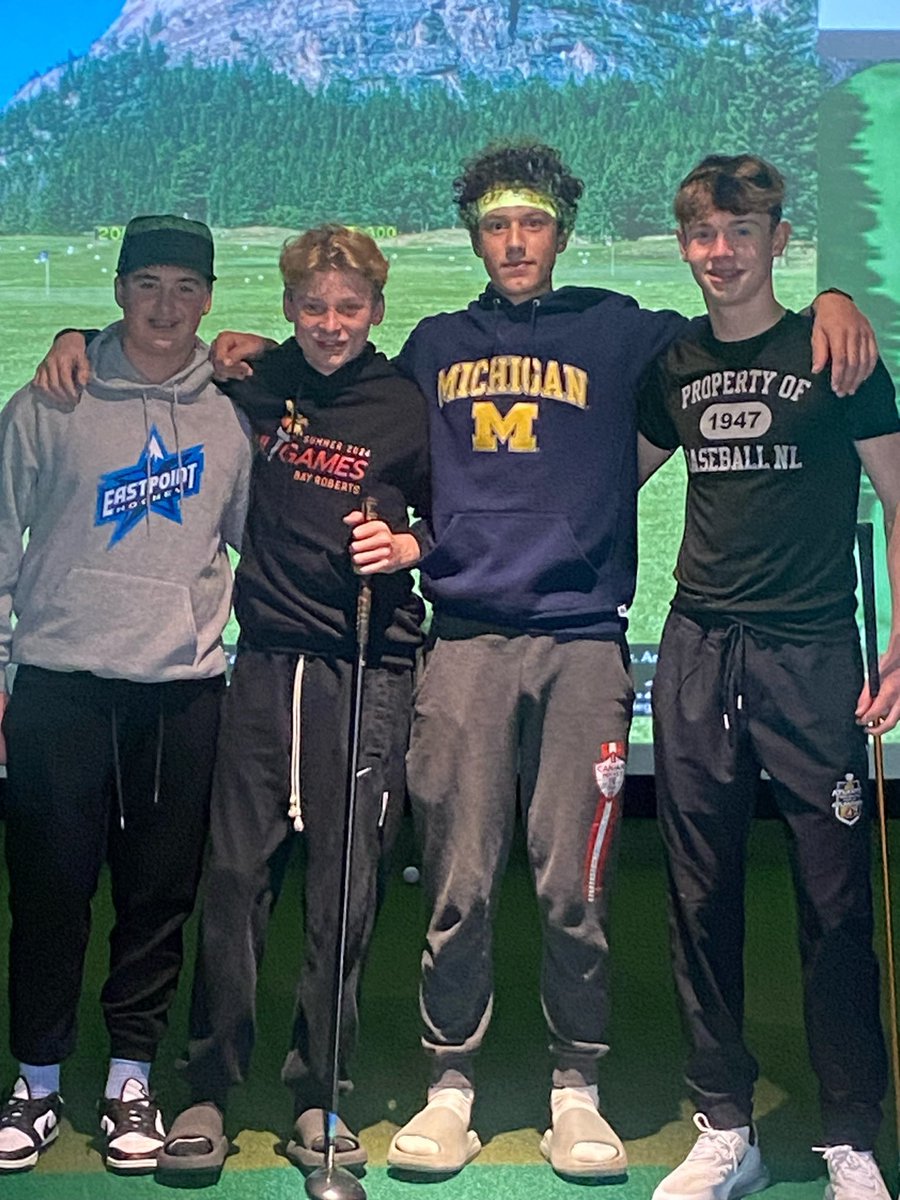 u15aaaknights's tweet photo. Thx to @teeboxindoor for having us for a team building event last Knight. ⛳️🏌️‍♂️ https://t.co/NQgXjGKy6T