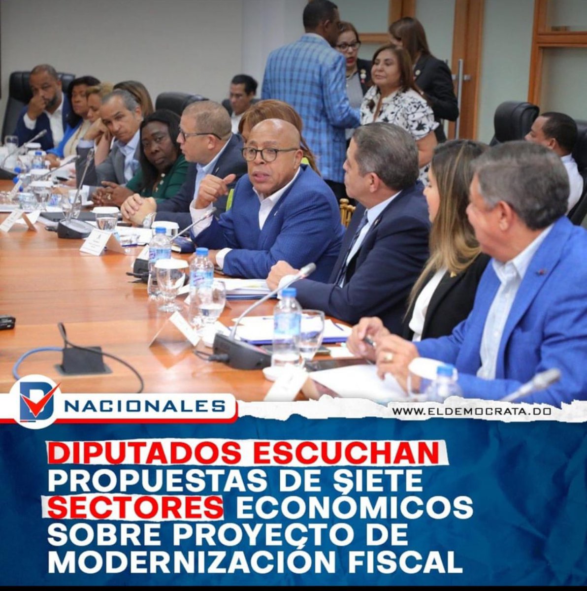 JeffreySalas1's tweet image. Todo los sectores están siendo escuchados, el pueblo consiente apoyamos la reforma de Modernización fiscal para seguir desarrollando el país. 
#ReformaQueTransforma #PactoIdeal 👏🇩🇴