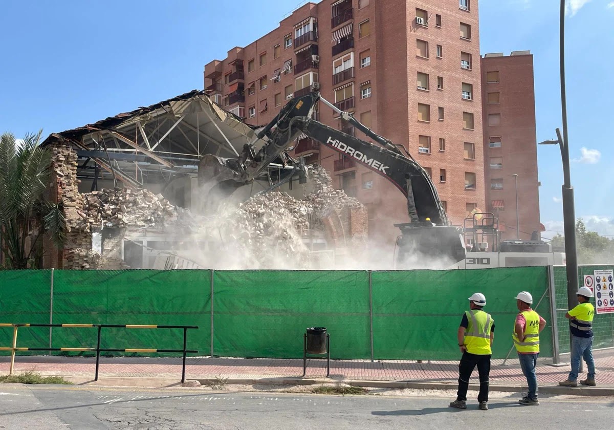 Patrimonio industrial en España tweet media