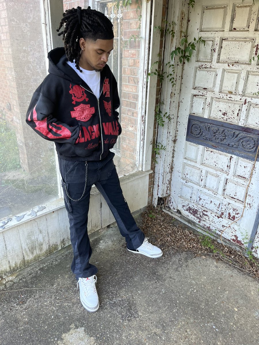 FIRST LOOK AT OUR “HARLEY ZIP” RESTOCK + 1 ADDED COLOR &amp; UPDATED TAGS 

10/25/24
PREMADE READY TO SHIP
S-XL
HEAVYWEIGHT MATERIAL (OUR BEST QUALITY YET!)
$50