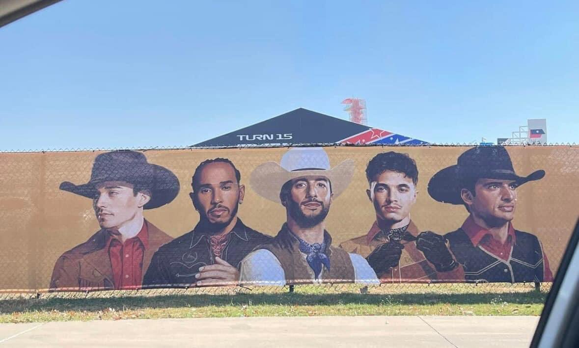 ric3sworld's tweet photo. front and centre 🤠 https://t.co/ku1vhwogf2