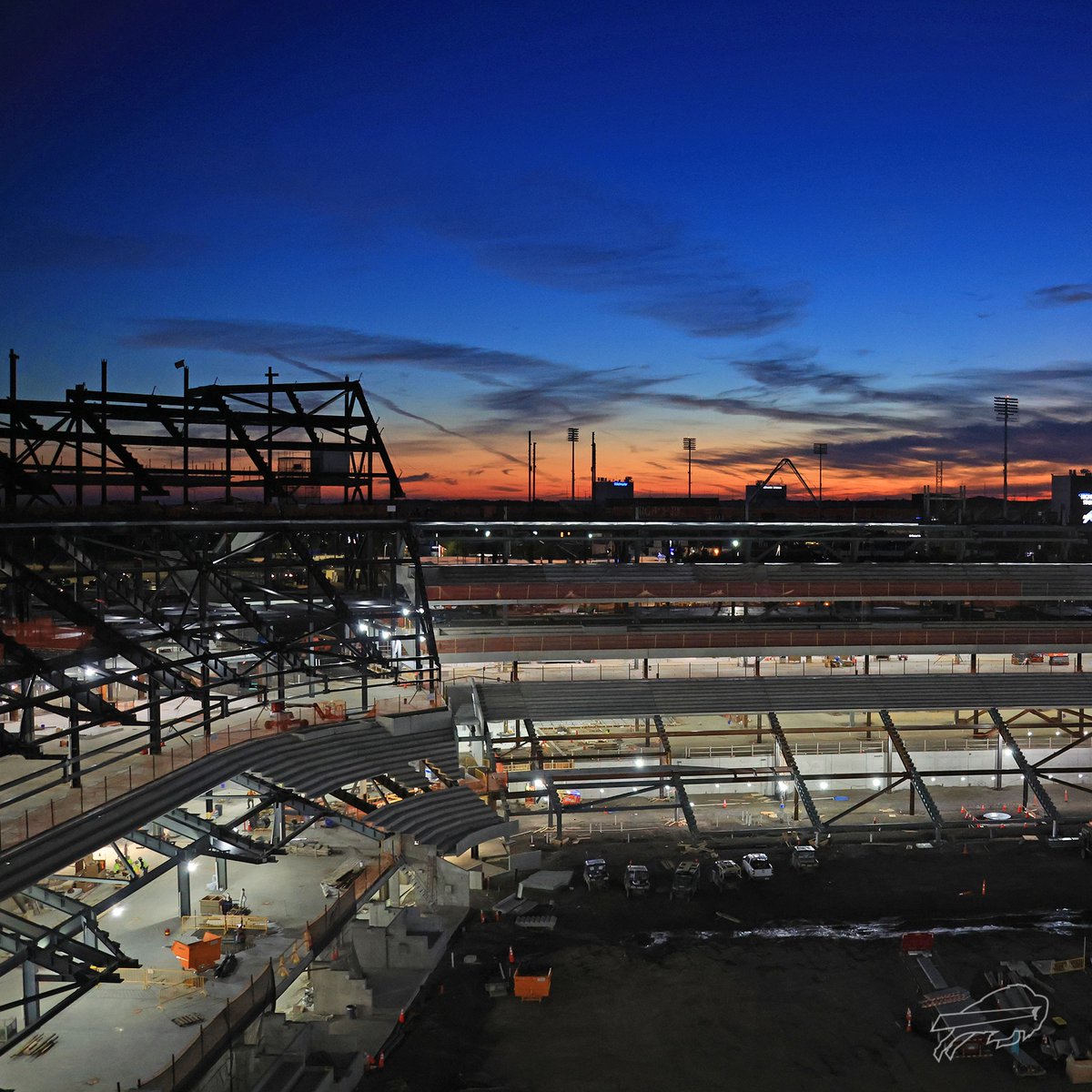 BuffaloBills's tweet photo. Sunrise views at New Highmark Stadium. π
#BuiltForBuffalo | #BillsMafia