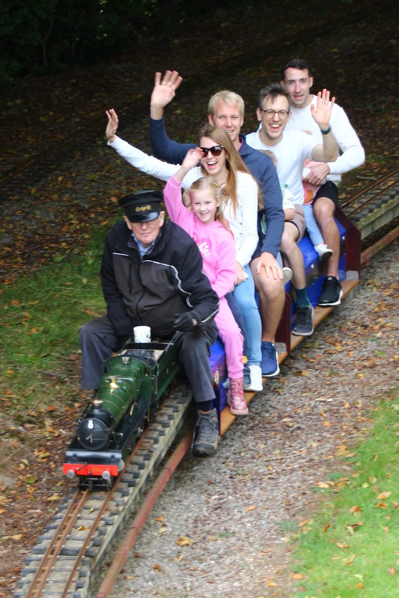 AshtonCourtRly's tweet image. With two weekends left before we close for the winter, we hope you can drop by and say hello. This Sunday, 20th October, trains will run between 12.00 and 17.00.
ashtoncourtrailway.org
#ashtoncourtrailway, #miniaturerailway, #modelengineering, #visitbristol, #bestofbristol