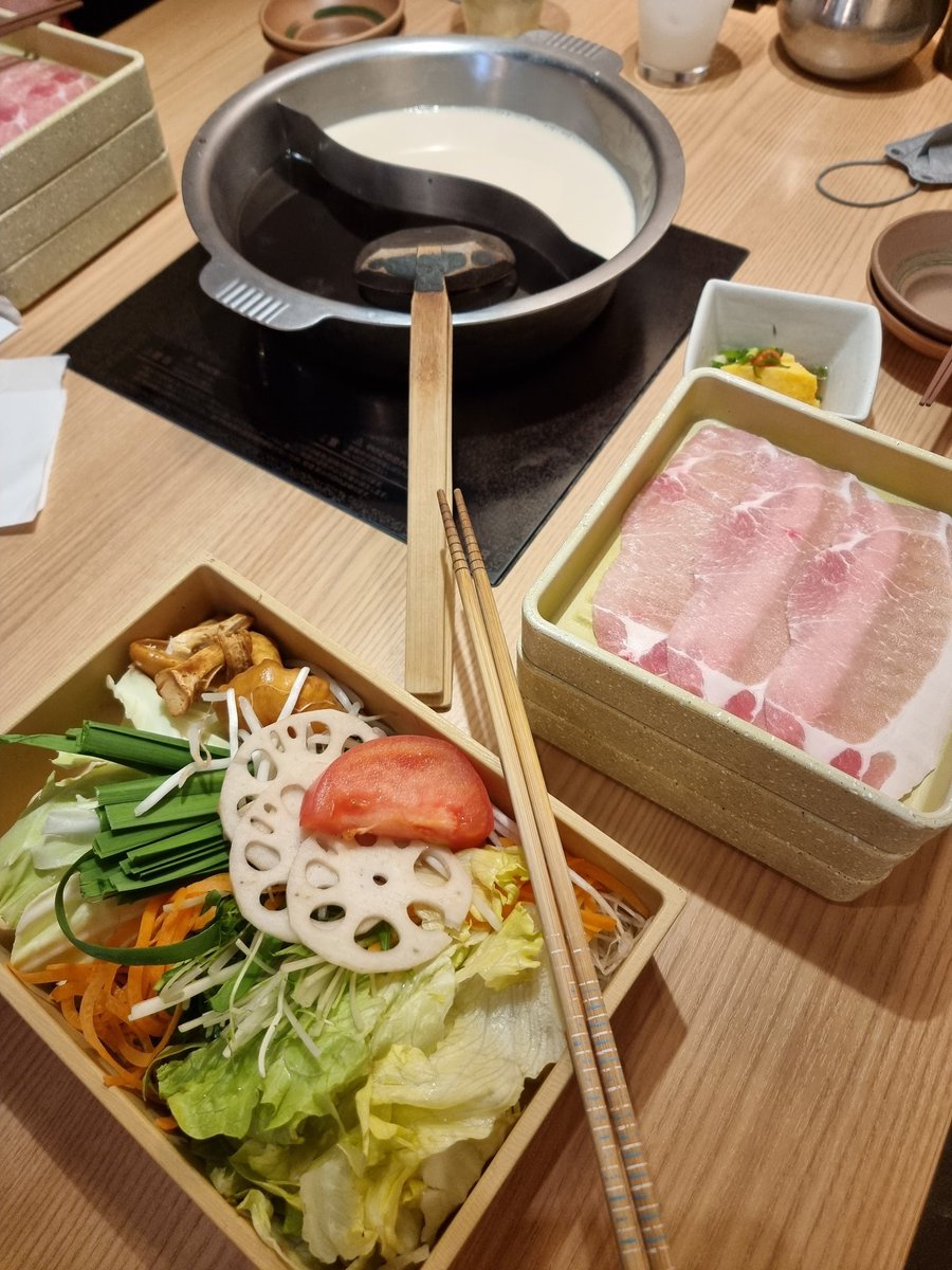 Bento_Daisuki's tweet photo. #Japan Tag 16: Shopping (und essen XD) in #Ikebukuro 😂❤️ Genauer im #PikachuSweets, #Onyasai und #HappyPancake 🥰
#LetsGoToJapan #Japanreise 2023 https://t.co/QuGgqtb0CS