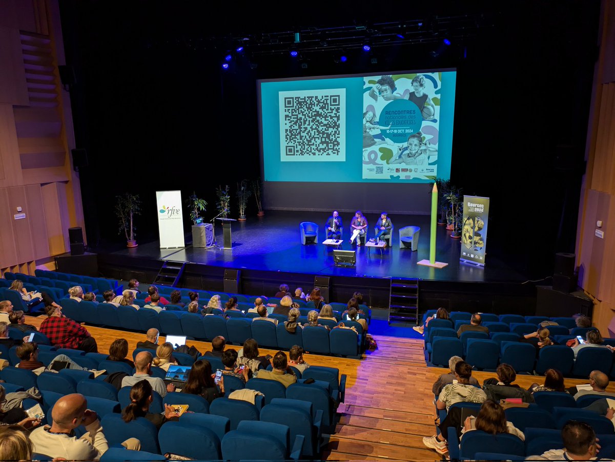 C'est parti pour les Rencontres nationales des villes éducatrices de <a href="/VilleDeBourges/">Ville de Bourges - Officiel</a> ! Cette après-midi nous parlons d'éducation artistique et culturelle bien sûr, mais aussi par la force des choses du budget des collectivités. @KuchelMilie <a href="/yanngalut/">Yann Galut</a> <a href="/CelineMadrolles/">Céline MADROLLES</a>