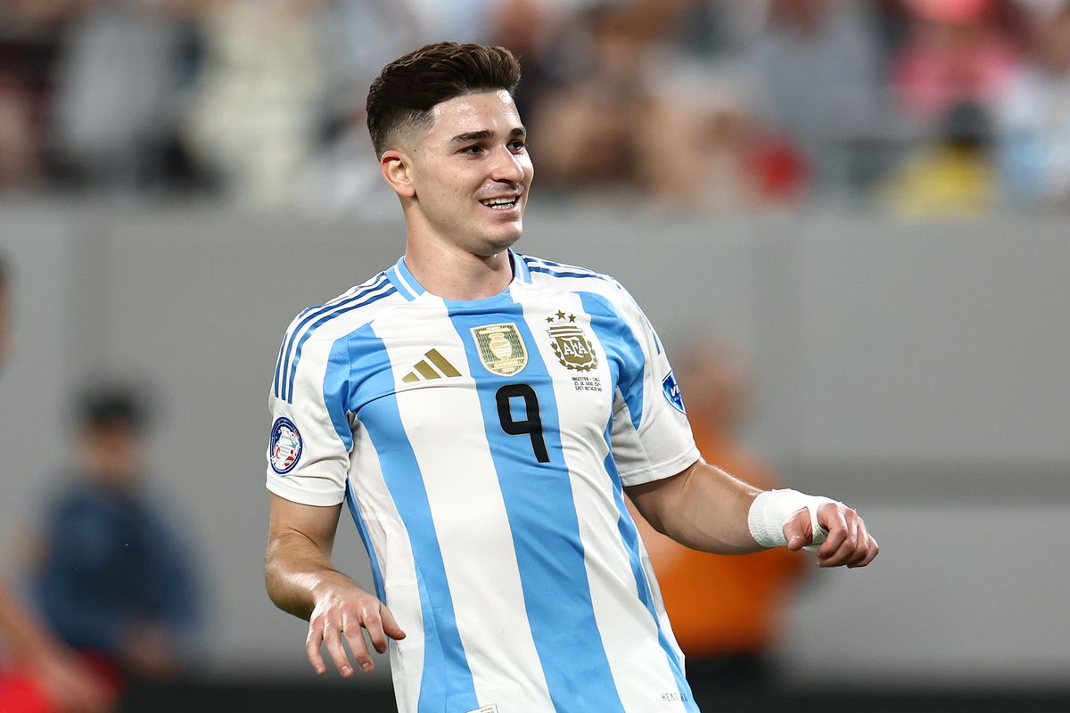 La araña no se olvida de River

Julian habló sobre el cruce del millo contra Mineiro por libertadores

"Espero un resultado positivo para encaminar la serie, ojalá se de yo voy a apoyar a la distancia"