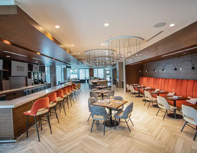 hgiwpboutlets's tweet photo. Come celebrate National Liqueur Day 🍸 with us at The Garden Grille's Bar! From classic cocktails to innovative creations, we've got something for everyone. 

🔗 Visit us for Happy Hour today at https://t.co/Vb8ASyUS7I

#Hilton #WPB #WestPalmBeach https://t.co/qeINZ28UtF