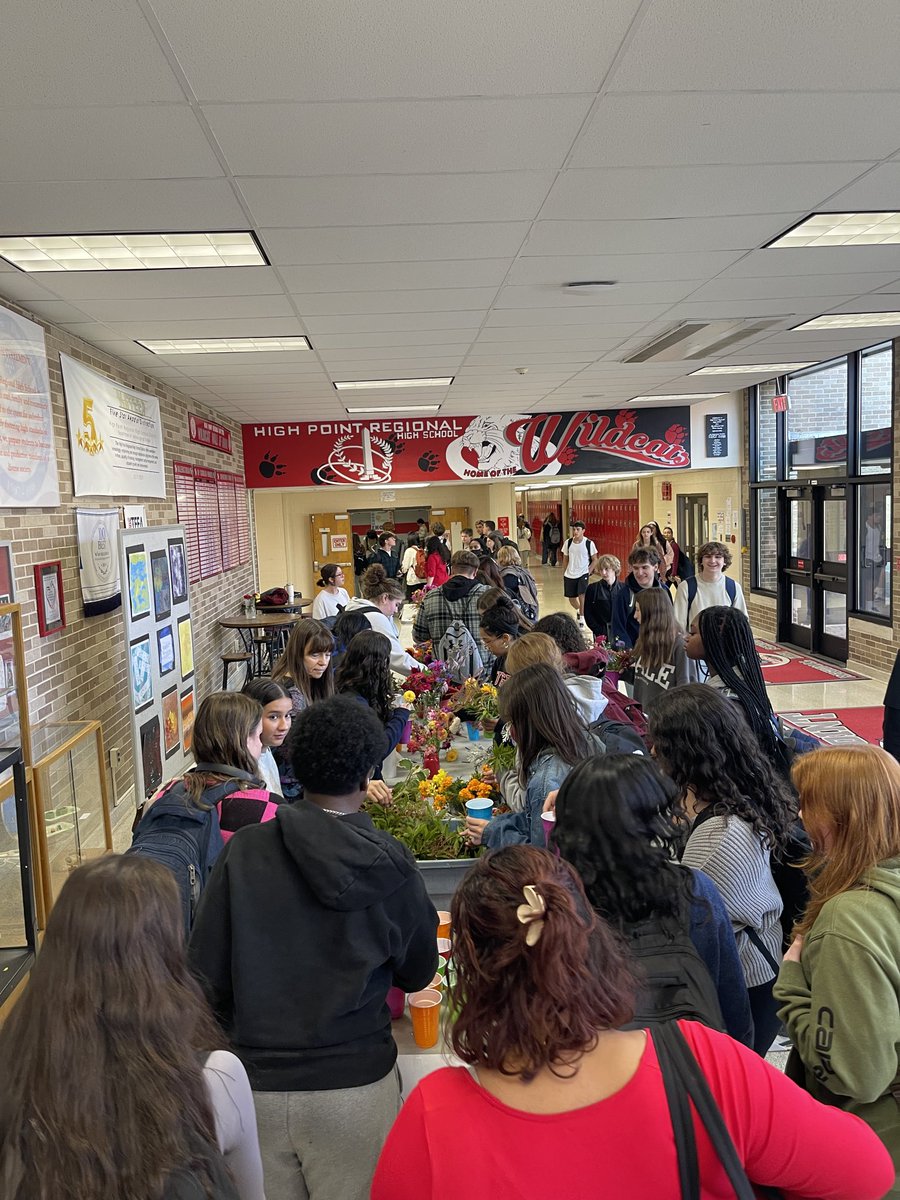 Jon Tallamy (@jontallamy) on Twitter photo Our <a href="/HPRwildcats/">High Point Regional High School</a> Garden Club spreading joy and cheer through flowers during unit lunch! Thank you Ms. Martin and Ss! #Wildcatpride <a href="/HPRAthletics/">High Point Regional Athletics</a> Our <a href="/HPRwildcats/">High Point Regional High School</a> Garden Club spreading joy and cheer through flowers during unit lunch! Thank you Ms. Martin and Ss! #Wildcatpride <a href="/HPRAthletics/">High Point Regional Athletics</a>