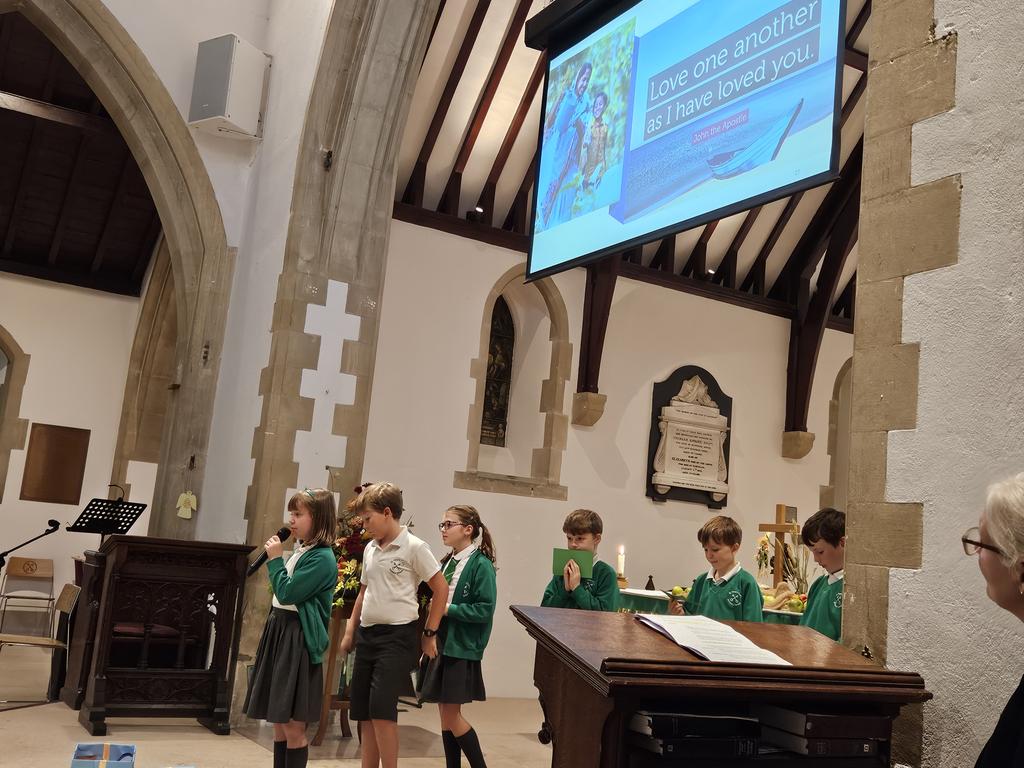 St Peter's C of E Primary School, Farnham tweet media
