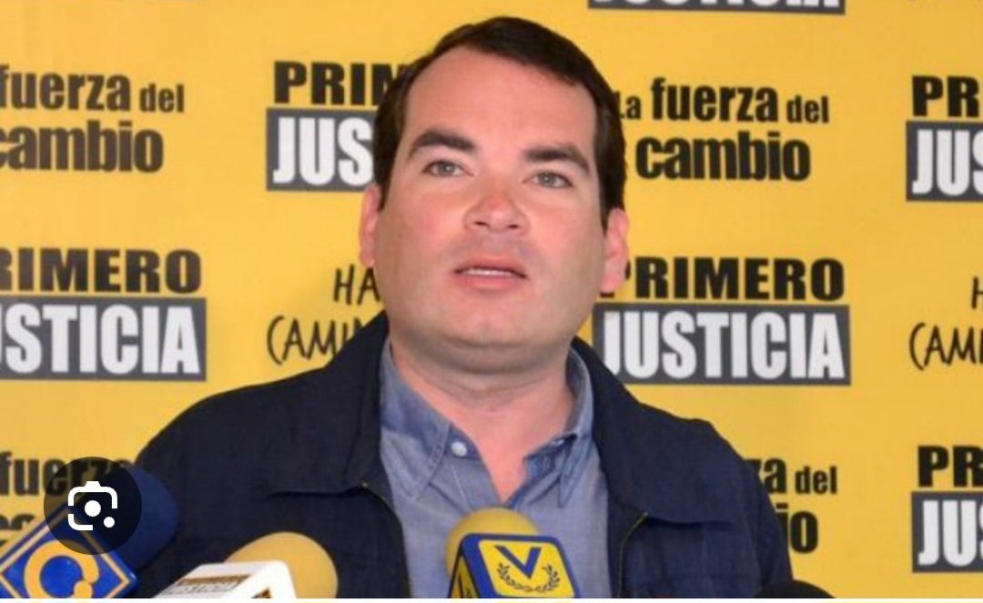 Ningún grupo usurpador al servicio de Maduro va a robarse a Primero Justicia. El partido tiene sus autoridades legítimas, electas en 2022. Su presidenta es Maria Beatriz Martinez y su Vicepresidente Político Tomás Guanipa. Su Junta Directiva la conformamos 35 personas.