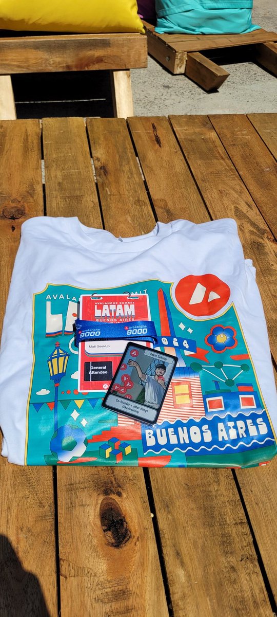MatiGeekUp's tweet photo. Ya en la SUMMIT LATAM de @avax listos para vivir una GRAN EXPERIENCIA!
#avax9000 #avax #SUMMITLATAM https://t.co/wEVWu1CJMJ