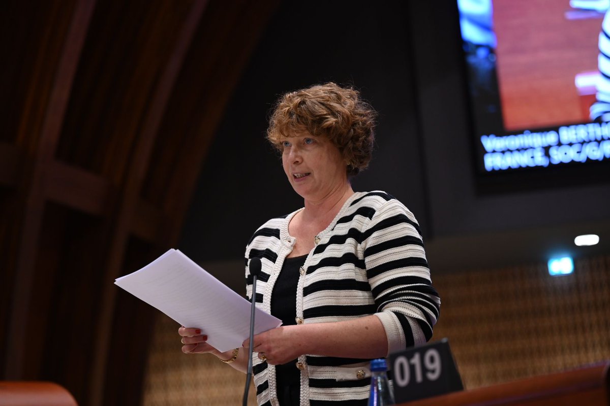 COECongress's tweet image. 👉Veronique BERTHOLLE : @COECongress has been convinced that it is at local level that a culture of participation by young people in public life can best take root and flourish. This is why we launched the #RejuvenatingPolitics initiative
#47thSession @strasbourg #YouthDelegates