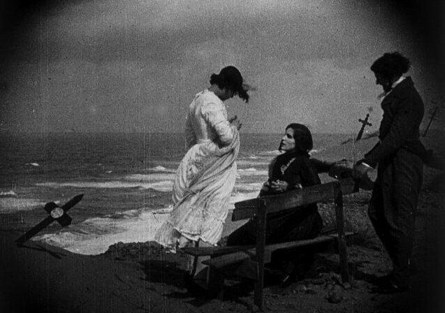 colonialtheatre's tweet photo. 🧛‍♂️✨ Join us on Sunday, Oct 27 for a haunting screening of Nosferatu (1922) with live theatre organ accompaniment! 

Acclaimed organist Glenn Hough will bring the film to life with his 50+ years of experience. Don’t miss this classic horror masterpiece!

https://t.co/dsN7pUsPs6 https://t.co/WCZLog1FvR