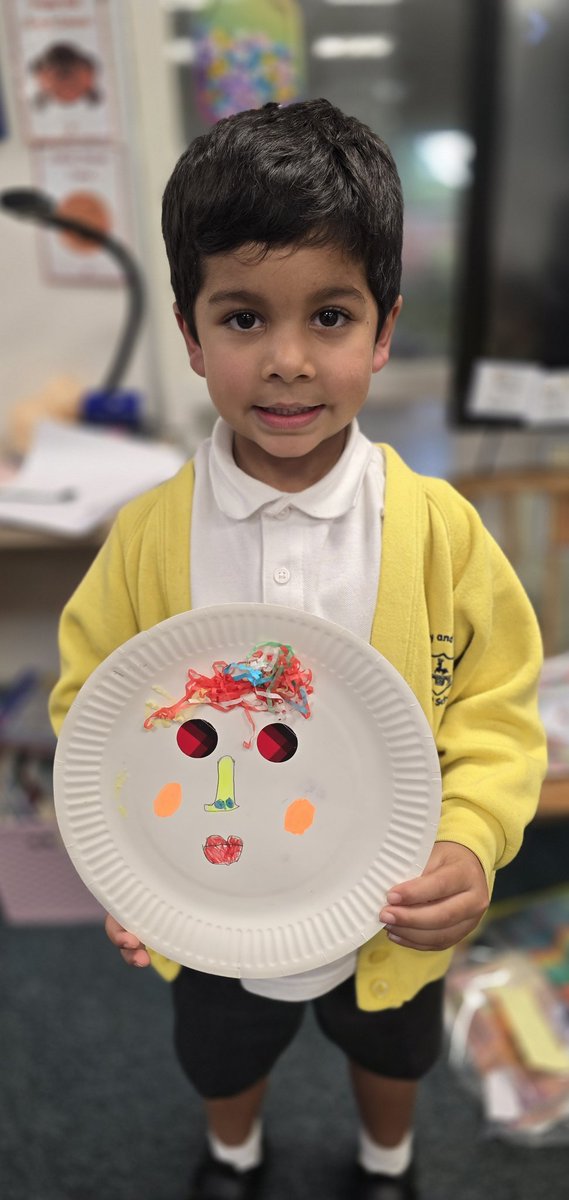 YellowBPEF's tweet photo. It's so lovely to share our children's achievements, awards and successes in class with their peers. Look at this fab self portrait. https://t.co/Wl8sKLvra8