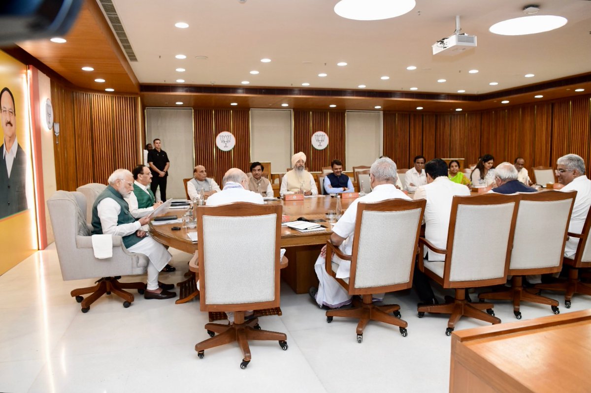 Dev_Fadnavis's tweet photo. 🪷Attending BJP's Central Election Committee (CEC) Meeting at Party Headquarters in New Delhi, chaired by BJP National President Hon JP Nadda Ji under leadership of Hon PM Narendra Modi Ji.
Hon Union Home and Cooperation Minister Amitbhai Shah, senior leaders are present.

🪷नवी दिल्ली येथील भाजपा मुख्यालयात केंद्रीय निवडणूक समितीच्या बैठकीत सहभागी. भाजपा राष्ट्रीय अध्यक्ष मा. जे.पी नड्डाजी यांच्या अध्यक्षतेखाली व मा. पंतप्रधान नरेंद्र मोदीजी यांच्या नेतृत्वात ही बैठक सुरू.
यावेळी मा. केंद्रीय गृह आणि सहकार मंत्री अमितभाई शाह व वरिष्ठ नेते उपस्थित.

🪷नई दिल्ली स्थित भाजपा मुख्यालय में केंद्रीय चुनाव समिति की बैठक में शामिल। भाजपा राष्ट्रीय अध्यक्ष मा. जे.पी नड्डा जी की अध्यक्षता एवं मा. प्रधानमंत्री नरेंद्र मोदी जी के नेतृत्व में बैठक शुरू।
इस दौरान मा. केंद्रीय गृह एवं सहकारिता मंत्री अमितभाई शाह और वरिष्ठ नेता उपस्थित।

16-10-2024📍New Delhi | १६-१०-२०२४📍नवी दिल्ली.

@narendramodi @JPNadda @AmitShah @BJP4India
#Delhi #MaharashtraElection2024 #CEC