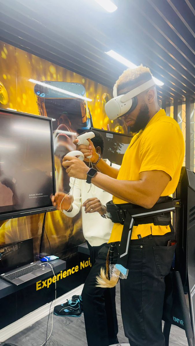 stilldey4u's tweet photo. It's incredible to see how @mtnng is leading Nigeria's 5G journey!
You'd be amazed at the MTN 5G Experience Centre launch in Abuja! It's a discovery innovative for 5G experiences, from soccer to VR! #FutureWithMTNN #MTNDigitalExperience https://t.co/KquLTzbt5f