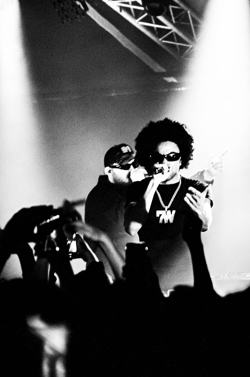 Ewen Haze tweet media