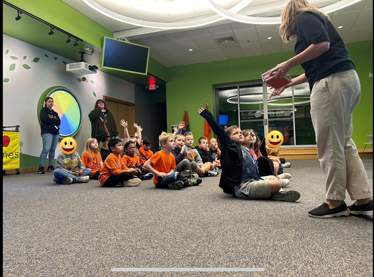 MrsHarner's tweet photo. Thank you Byrnes Health Education Center for our wonderful field trip! @clearprincipal @HanoverPublic https://t.co/B9jHxoD2Aq