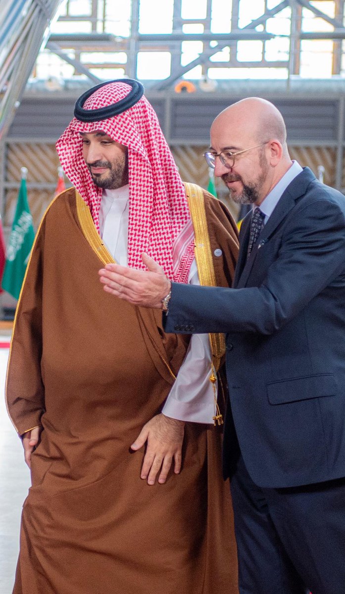 انت الاول اذا عدو سيوف العز والتجديد
وانت فخر السعوديه ومجد العرب كله💚
 #القمة_الخليجية_الأوروبية