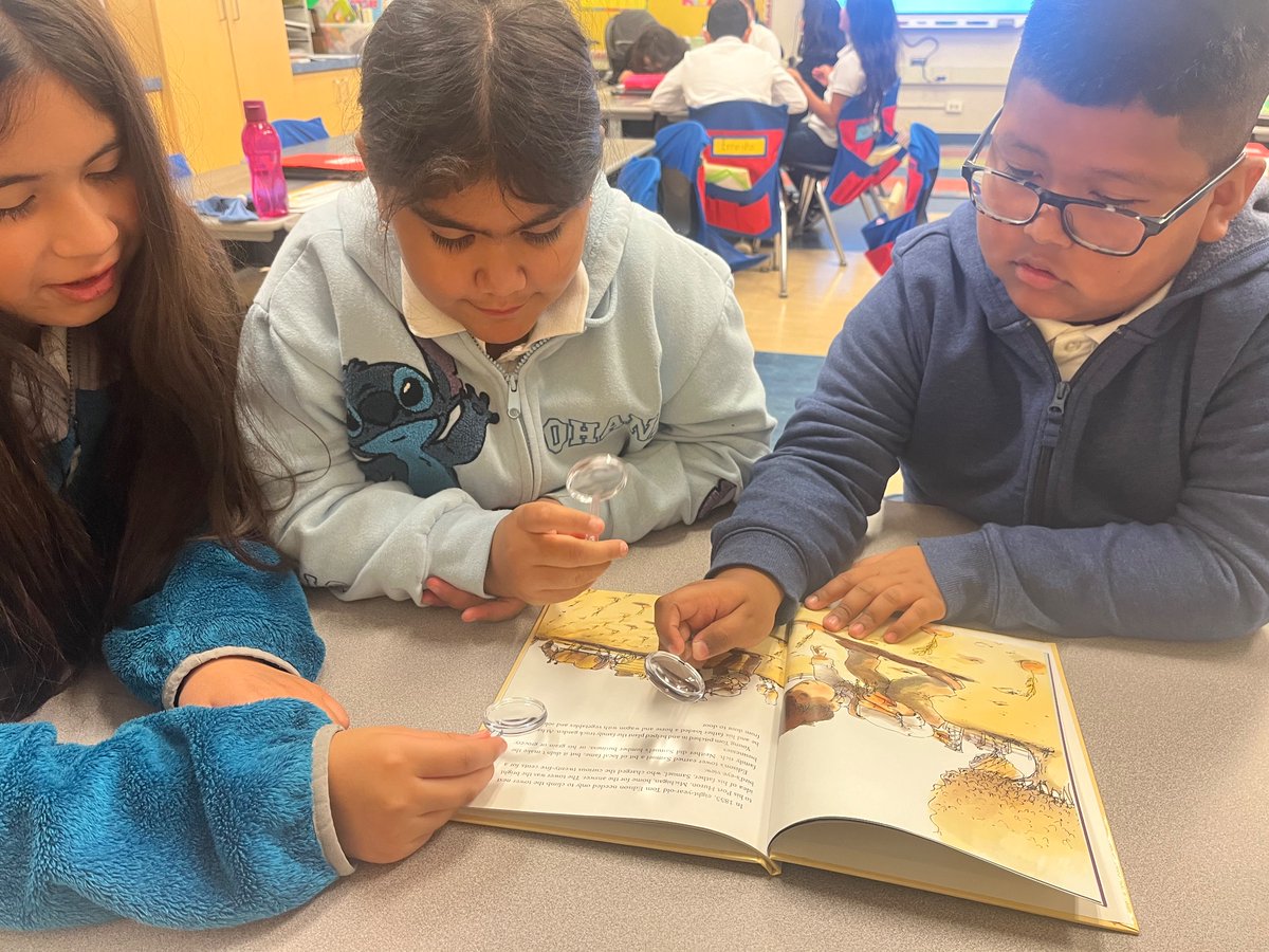 Learning about within the text and beyond the text questions. Ss were detectives find text evidence with their magnifying glasses. #d83shines #readingdetectives #qarstrategy #textevidence