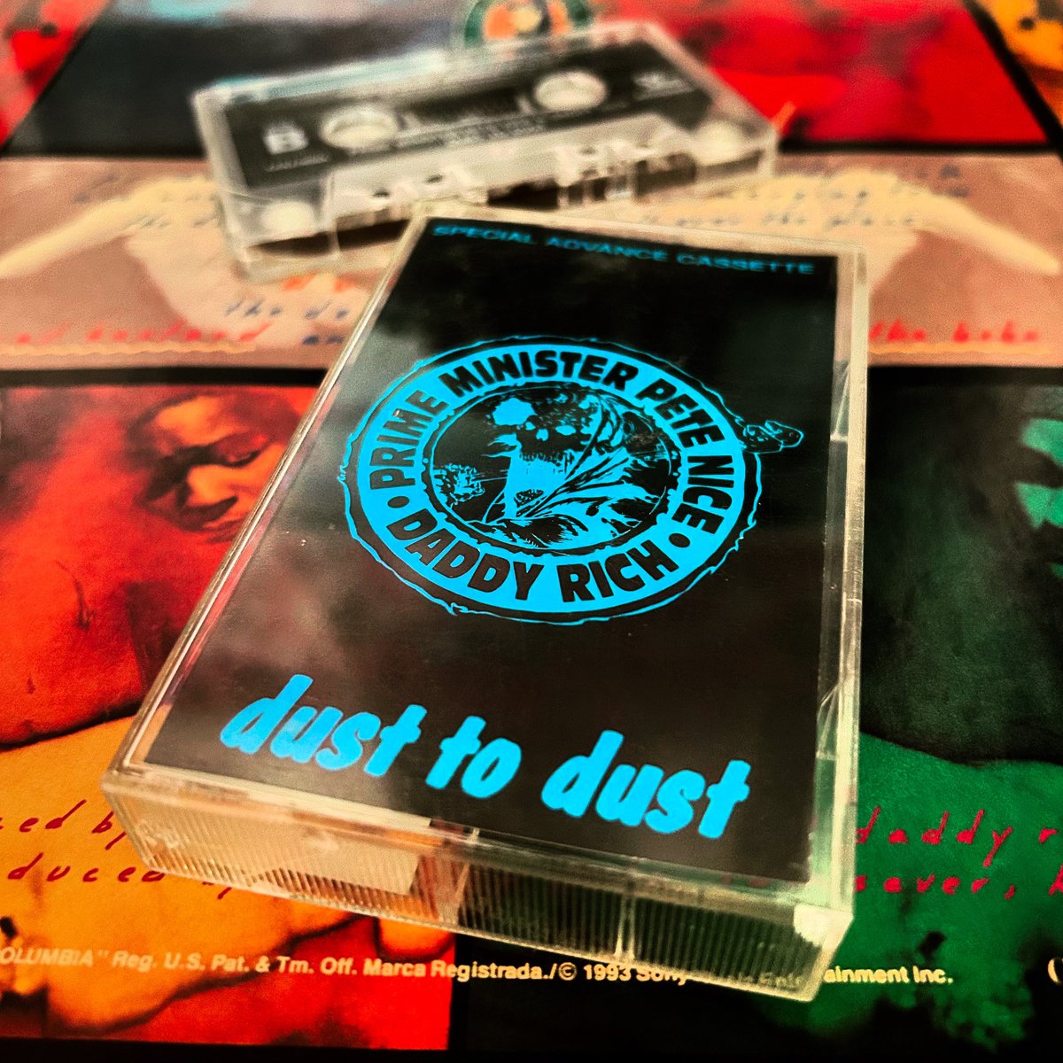 hiphopgods's tweet photo. Prime Minister Pete Nice &amp; Daddy Rich
Dust To Dust

#ratbastard #thesleeper #kickthebobo #verbalmassage #thelumberjack #therapsody #ho #outtamywaybaby #3blindmice #richbringemback #blowinsmoke #dusttodust #special #advance #cassette #cassetteweek #petenice #daddyrich #hiphopgods https://t.co/Nt3LF4Z4HY