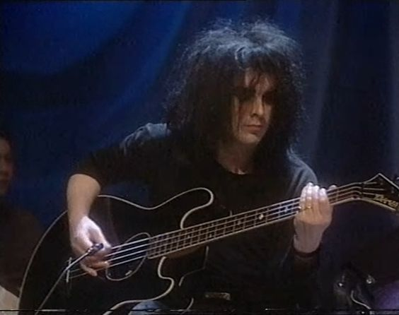 Daily Simon Gallup tweet media