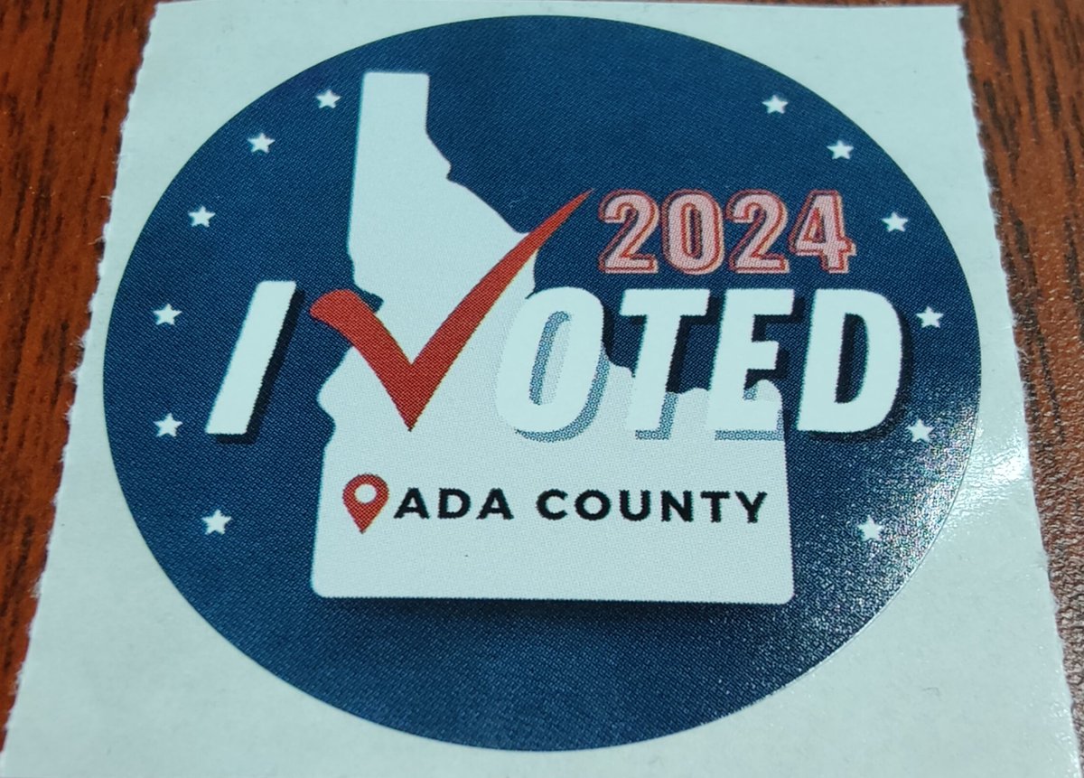 khedr0n's tweet photo. Civic duty complete, the option for early voting is amazing!  I hope you all avail yourselves of the opportunity. https://t.co/JBAzYg6cey