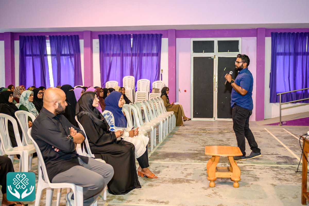 KRHmv's tweet photo. Consultant in Internal Medicine, Dr. Mohamed Ali facilitated an informative session on Non-Communicable Diseases targeted for the participants of the Hashi-Heyo Exercise Program 2024. Hashi-Heyo focuses on aspiring the community to adopt healthy lifestyle habits and promote nutritional food, thereby minimizing the risk factors contributing to NCDs.

@MoHmv 
@governmentmv 
@presidencymv