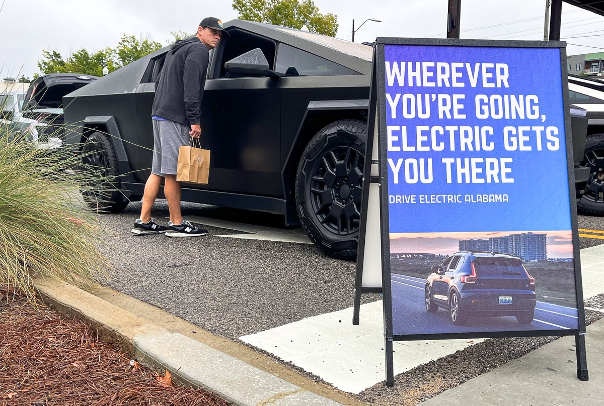 DriveElectricAlabama tweet media