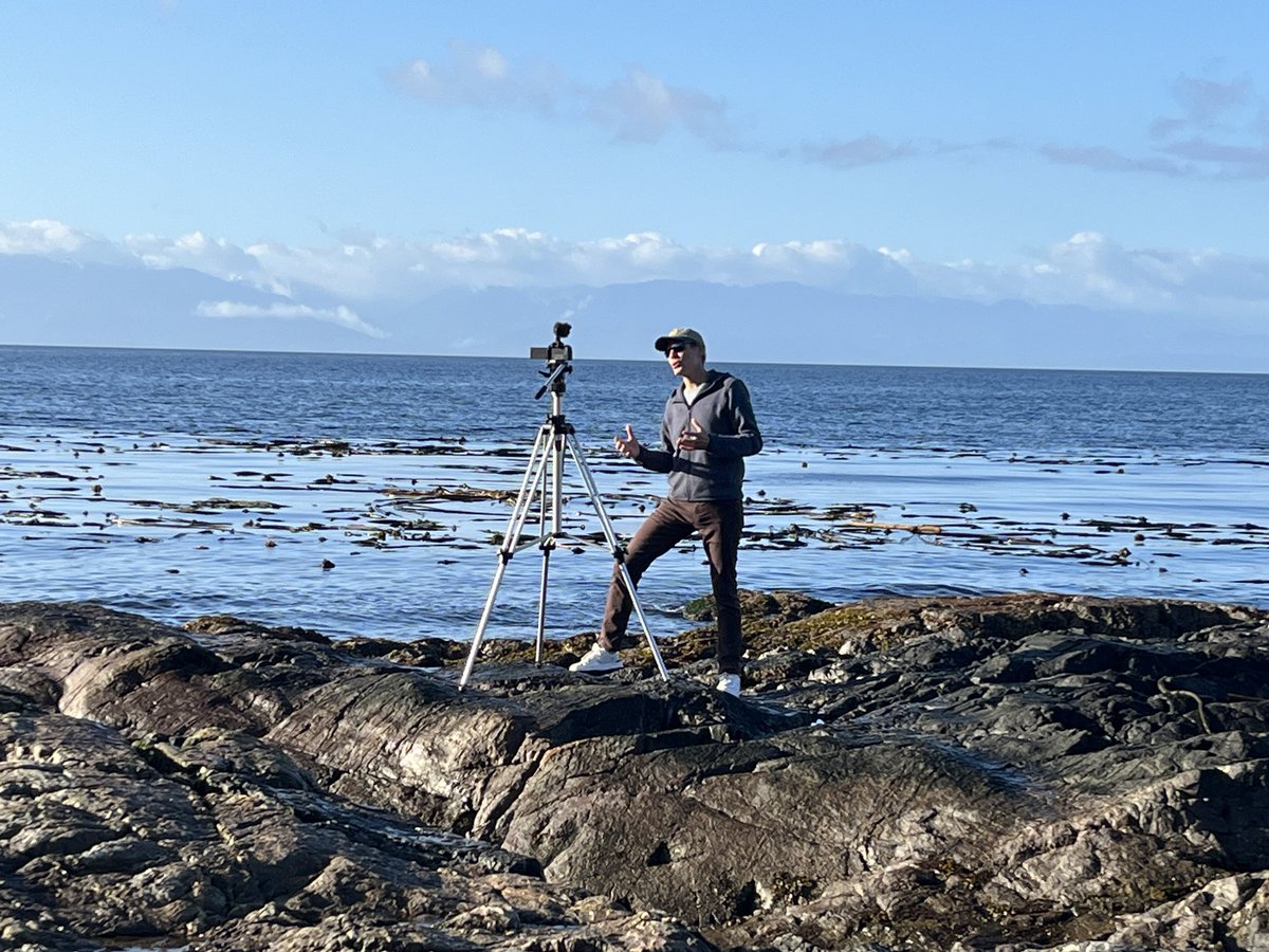 @luckybudd.bsky.social 🇨🇦 tweet media