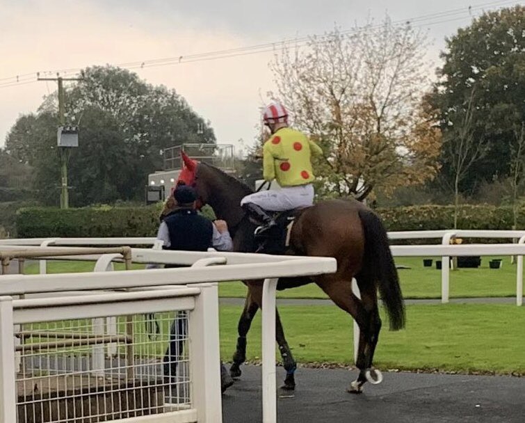 Oi oi win number 3 for ‘Marching Mac’ <a href="/NottsRacecourse/">Nottingham Racecourse</a> for <a href="/racefieldracing/">Racefield Racing Club</a> <a href="/philmcentee1/">phil mcentee</a> ridden by Eireann Cagney. Super little horse 🥰
Come and join in the fun 👍
           👏🏇🍾🥂
