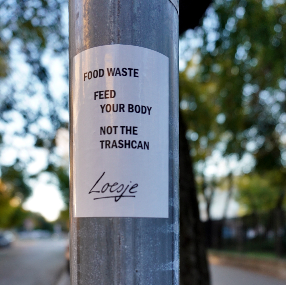 Food waste
       feed your body 
not the trashcan

#Loesje 
#food #WorldFoodDay #WorldFoodDay2024 
#nowaste #nofoodwaste #stopfoodwaste