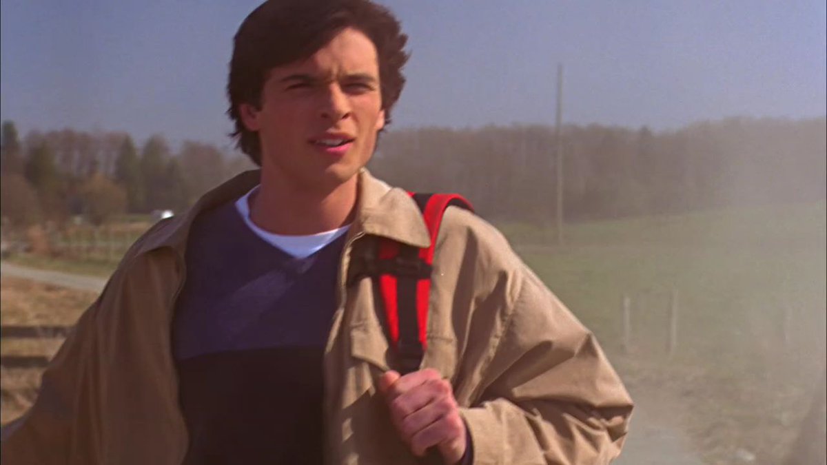 returnofscully's tweet photo. happy 23th anniversary, smallville <3 https://t.co/p2kcbYoLjH