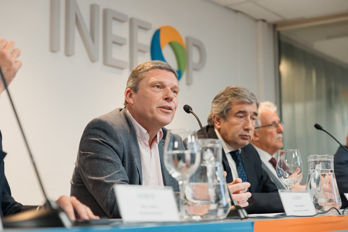 INEFOPoficial's tweet photo. #Novedades 👉 INEFOP e INR entregaron diplomas a personas privadas de libertad que participaron en el programa de Desarrollo de Competencias Técnicas y Habilidades Transversales.

Más info ➡️ https://t.co/lGmHctDPL0

@MTSSuy @Minterioruy @UTU_Uruguay @COCAPuy

#INEFOP #Capactación #Formación #Uruguay