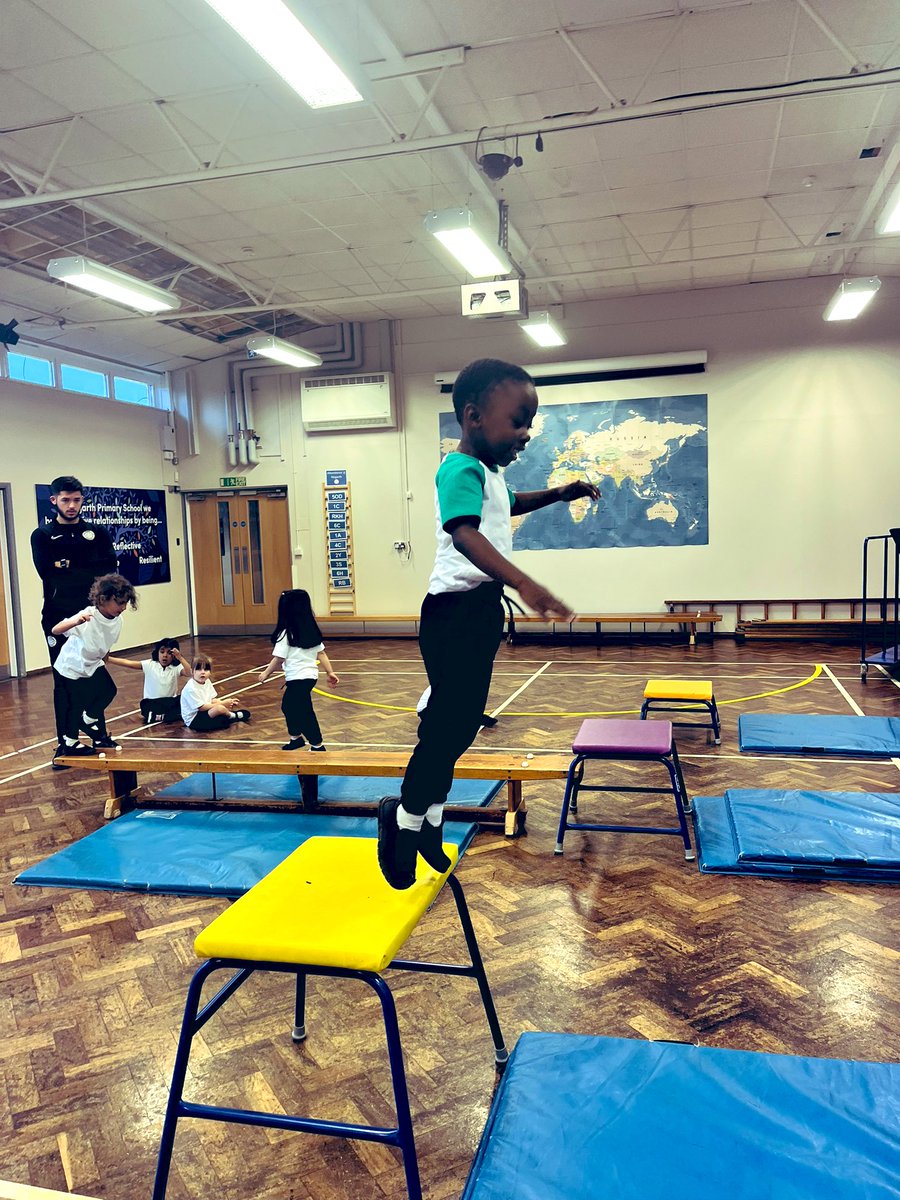 HogarthPS's tweet image. Reception had the apparatus out today in PE and they had a wonderful time! Their balancing and gross motor skills came into play. 
#wearelearning
#welovehogarth