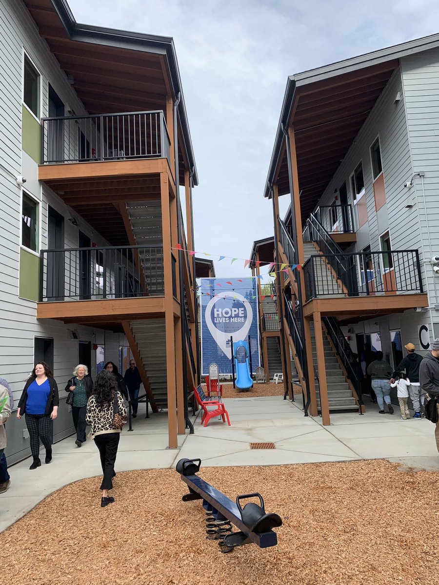 HCESnoco's tweet photo. Congratulations to Housing Hope on the completion of their Madrona Highlands project in Edmonds!  The 52 unit 9% LIHTC project includes 26 units for homeless households, and community amenities that include a health screening medical space for residents.🏠 https://t.co/krkOwDDxBd