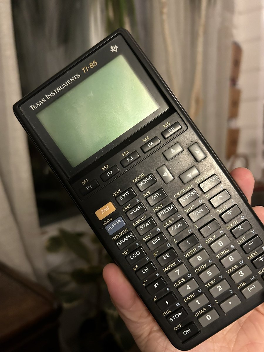 Vanha kunnon TI-85 pääsee käyttöön uudessa harrastuksesssa #ham #POTA