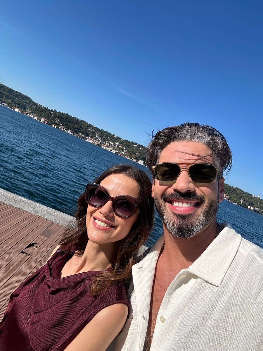 Sizin Gülüşünüzü yerim ama ben 💜🤍🧿

#Karadut #ZuhTay